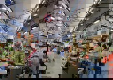 Ogni padiglione non e' uguale a quello precedente.