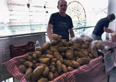Abruzzo, Lazio, Calabria, Piemonte e Toscana, queste le regioni rappresentate. Nella foto: patate di varieta' Spunta dell'Azienda Agricola Cellucci di Velletri.