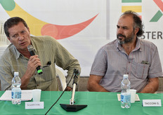 I ricercatori Marco Scortichini e Gianni Tacconi durante uno dei convegni scientifici.