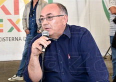 "Giampaolo Dal Pane: "Perfino il Cile sta incontrando difficoltà di collocamento del proprio kiwi, perché la Nuova Zelanda sta cannibalizzando il mercato nella stagione del prodotto dell'emisfero meridionale"."