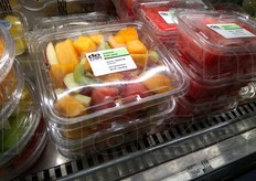 Misto frutta di quarta gamma da consumare in breve tempo.