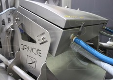 Dryce e' una selezionatrice ottica all'avanguardia pensata per il settore del surgelato e per la frutta secca.