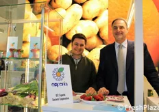 Mario Migliarese (presidente) e Alfredo Marchese (direttore) della OP Esperia di Catanzaro. Le principali superfici coltivate sono rappresentate da agrumeti, orticole in pieno campo (finocchi e pomodori) o produzioni in coltura protetta, drupacee.
