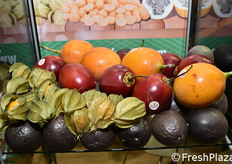 Granadilla e tamarillo dalla Colombia