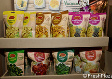 Espositore di prodotti vari dalla Thailandia