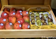 Mango e fichi nello stand della compagnia tedesca HLB Tropical Food