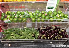 Frutta esotica nello stand della compagnia tedesca Leisure Cargo