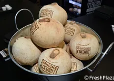 Dalla Spagna, Genuine Coconut, un modo per bere comodamente l'acqua di cocco