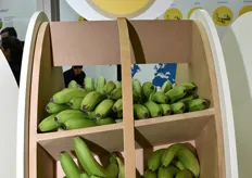 Banane nello stand della compagnia inglese BabaBay