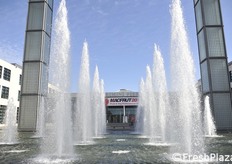 Lo scenografico ingresso sud.