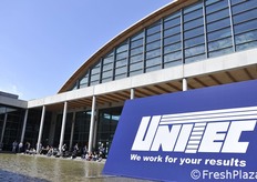 Sponsorizzazioni nell'area delle piscine.