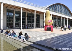 Sponsorizzazioni nell'area del cortile interno.