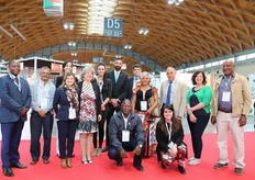 L'assessore regionale all'agricoltura (Emilia-Romagna) Simona Caselli ha incontrato, tra gli altri, Maria Manuela Dos Santos Luca, ambasciatrice del Mozambico a Roma.