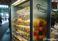 Quarta gamma Vitamia in banco frigo verticale.