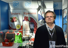 Enrico Turoni, presso il proprio stand TR Turoni.