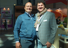 In visita alla fiera, anche Adelino Cordioli della Adfruit (a sinistra), qui ritratto insieme a Stefano Grandi della Dole.