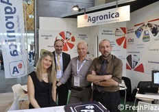 Agronica al Macfrut con i propri software per facilitare la gestione di qualsiasi azienda. Serena Tisselli, Fabrizio Paglierani, Stefano Renzi, Valerio Raggi.