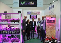 Ambralight, impianti di illuminazione per colture protette e microgreens. Stefano Pizzolato, Vittoria Tosin, Silvano Moresco, l'amico Silvio Fridegotto e Maurizio Fasolo.