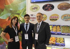 In bella vista il marchio Julius per la Ceccarelli Giulio. Da sinistra Deborah Frani, Matteo ed Ettore Ceccarelli.