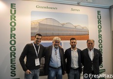 Marcello Galati, Franco Limbarino, Yuri Marchesi, Ortenzio Tonucci. Europrogress realizza serre dalle piccole dimensioni fino a svariati ettari in tutta Europa.