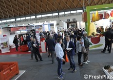 Tanta gente il giovedì mattina.