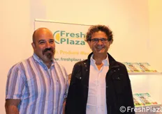 In visita allo stand di FreshPlaza, gli agronomi Orazio Casalino e Vito Vitelli.