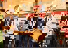 Giuseppe Ghelfi, Luca Vitali, Nico Pavoletti e Mauro Pernici per la Ghelfi Ondulati di Buglio in Monte (SO).