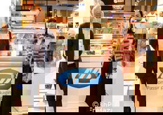 Stand ILIP. Mauro Stipa, export manager, e Barbara Ianelli, customer service manager fresh produce packaging.