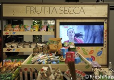 Immancabile la frutta secca.