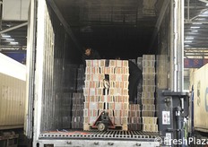 Le operazioni di carico sono (quasi) uguali in tutto il mondo.