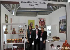 I referenti dell'azienda turca EuroGida: da sinistra Rutam Fettahoglu, Serkan Gultekin, Aysu Hayat.
