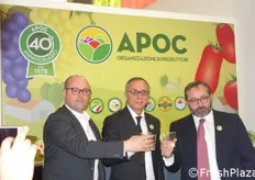 L'Organizzazione di produttori APOC ha festeggiato il suo 40esimo anno di attivita' in occasione della kermesse berlinese. Il brindisi ufficiale e' stato presenziato da Nicola De Santis (responsabile amministrativo), Angelo Garofano (presidente) e Rosario Ferrara (direttore coordinatore).