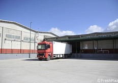 L'esterno dello stabilimento Ampp.