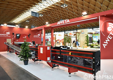 Aweta, specializzata in tecnologie per il rilevamento della qualita' esterna e interna degli ortofrutticoli.