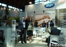 Roberto Zanichelli (Direttore commerciale) e Serena Leoni (assistente marketing).