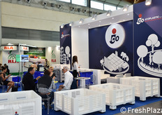 Industria contenitori plastici.