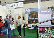 Fertilizzanti ad azione specifica sul suolo, concimi organici azotati e consulenza agronomica personalizzata.