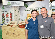 Rosario Privitera e suo figlio.