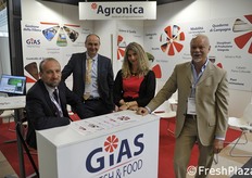Agronica anche nel 2018 ha partecipato al Macfrut con i propri software per facilitare la gestione di qualsiasi fase aziendale. Valerio Raggi, Fabrizio Paglierani, Serena Tisselli, Stefano Renzi, .
