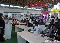 Scambi di conoscenze in fiera. stand Emilia Romagna.