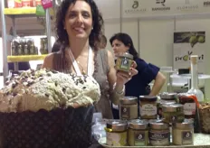Laura Lupo titolare della siciliana Aricchigia presenta la linea dei trasformati al pistacchio bio e gluten free.