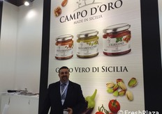 Paolo Licata titolare della siciliana Campo D’oro. Al centro dell'attività aziendale, la trasformazione e conservazione di prodotti vegetali. Le linea Villa Reale e Villa Reale Suprême rappresentano la punta di diamante della produzione.