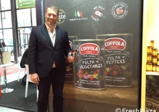 Ernesto Coppola è il titolare dell'azienda storica Coppola Salerno che vanta tra i prodotti di punta il la trasformazione del pomodoro San Marzano in formato da 400 gr e sughi pronti senza zuccheri aggiunti certificati gluten free.