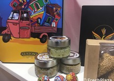 Al Salone Internazionale del gusto non poteva mancare La Rete d'impresa Gustoso Food Excellence fondata da Daniele Cipollina che racchiude le 12 aziende agroindustriali siciliane.