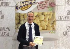 Riccardo Rubessa, responsabile commerciale del marchio Patarò che dal 2007 può contare sulla sede di Torbole Casaglia, adibita a polo logistico e produttivo per le eccellenze. Produce gnocchi con 100% di patate fresche senza glutine, senza lattosio né uovo.