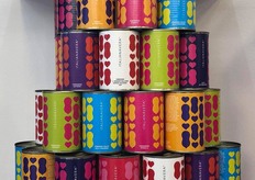 Linea di sughi a marchio ItalianaVera. Tra i prodotti di punta, in particolare il San Marzano dop, il datterino a polpa corposa, il corbarino, il piennolo: tutti prodotti tipici del territorio campano.