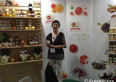 Elda Martini, titolare dell'azienda Le 2 Mele produce un'ampia teoria di prodotti tra confetture, marmellate, salse, sughi e gelatine di vino. Da provare le Fruttagolose, con il 100% di frutta e dolcificate con fruttosio nei gusti mele con noci, arance con pistacchi, albicocche con mandorle, pere mele pinoli e cannella.