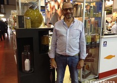 "Francesco Vastola titolare del brand produce un’ampia offerta di referenze in una combinazione di gusti racchiusi in un packaging raffinatissimo. La linea dei trasformati di ortofrutta a marchio Maida conta oltre 50 referenze di cui 27 nella categoria dei sottolio, 5 nella linea biologica, 8 nelle creme, 11 nelle confetture, 12 fra sughi e legumi e altrettanti nella categoria "pomodoro"."