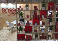 Ampia linea di trasformati di pomodoro a marchio Rosso Gargano Spa.