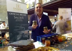 Riccardo Daidone alla guida dell'omonima azienda di trasformati di creme e pate' tipici siciliani con materia prima locale.